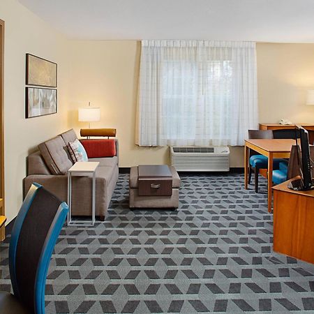 Towneplace Suites Philadelphia Horsham Exterior foto