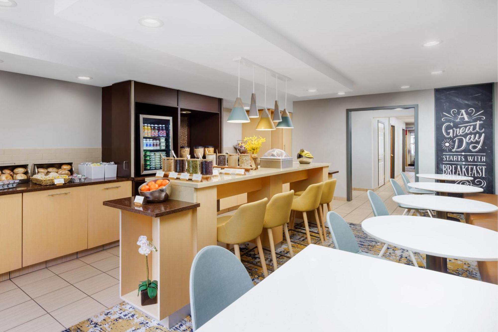 Towneplace Suites Philadelphia Horsham Exterior foto